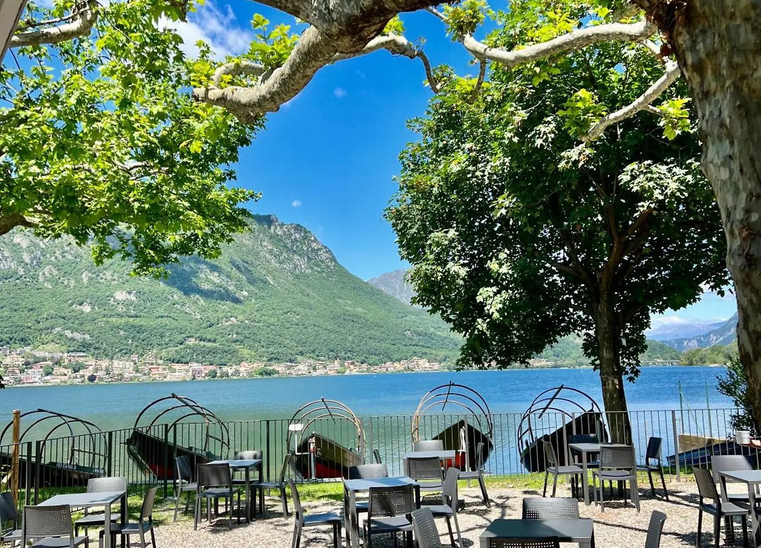 Luxury tent Glamping Camping Rivabella Lecco Italy