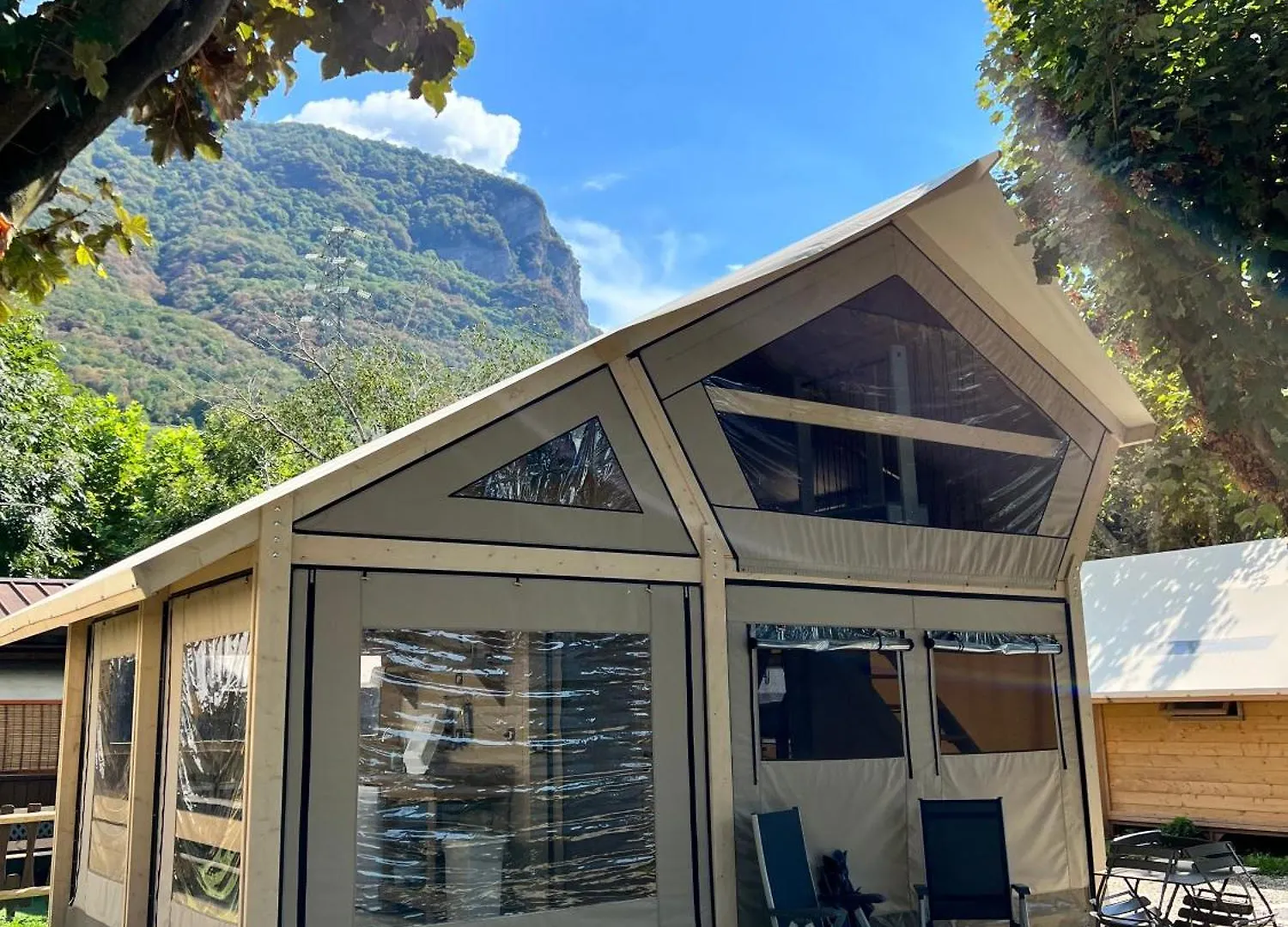 Glamping Camping Rivabella Lecco 0*,