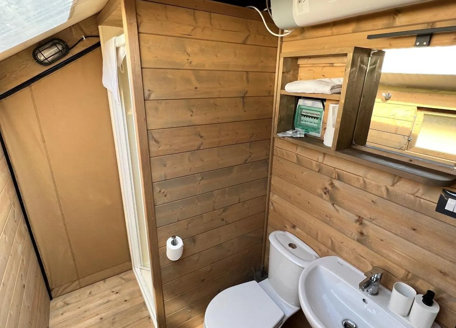 Glamping Camping Rivabella Lecco Luxury tent